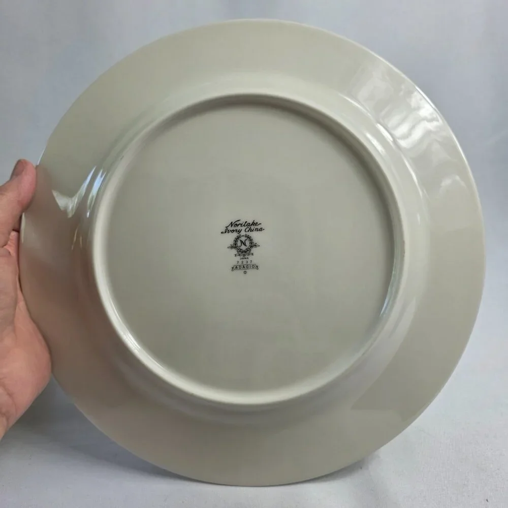 Noritake Adagio Dinner Plate Ivory with Floral Spray on Rim